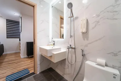 Screc Tower- Luxury 2-bedroom serviced apartment in District 3, HCMC – 写真 3